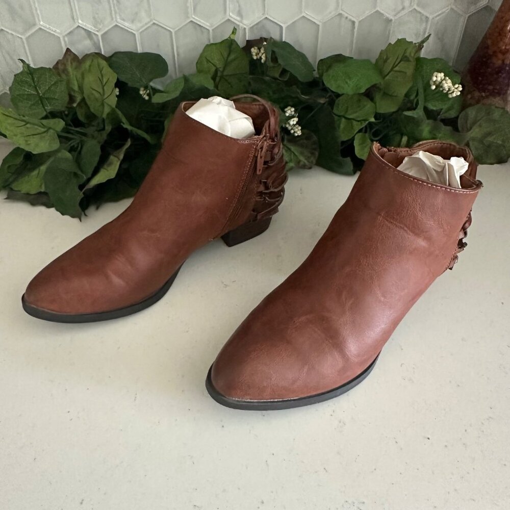 Brown Ankle Booties Size 8 With Side Zipper & Buckle Detail